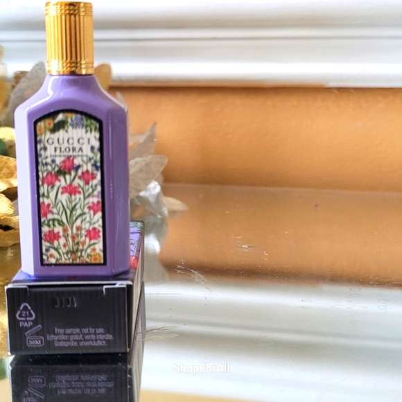 Host pic💥💥Gucci 5 ml mini💥💥 - Picture 4 of 5